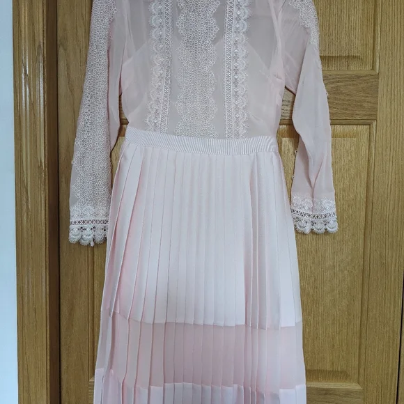 Ted Baker Looez Lace Trim Dress, Pink Nude Size 6-8 - Picture 9 of 16